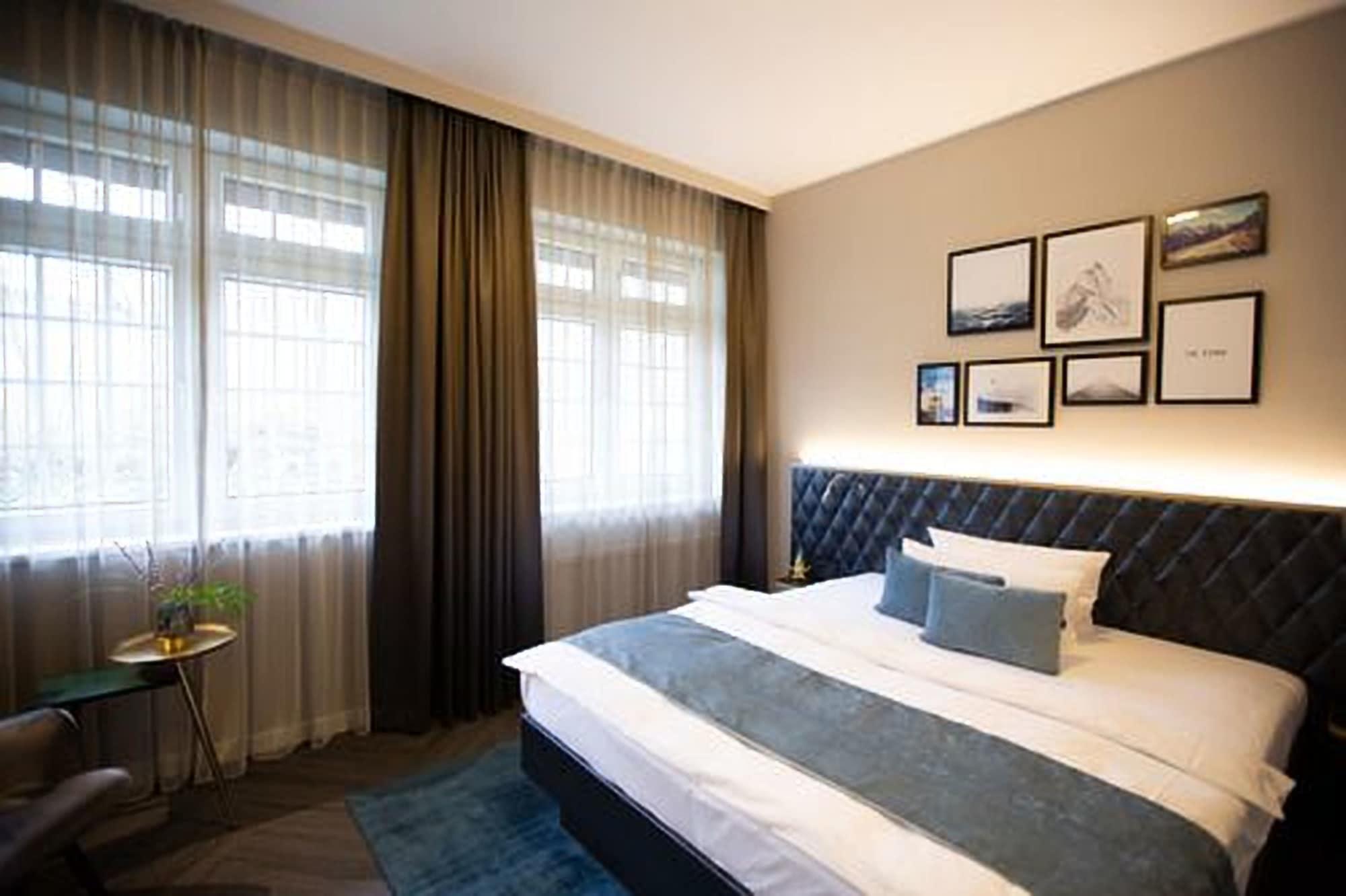 Boutique Hotel Poppenbütteler Hof Hamburg-Harburg Buitenkant foto
