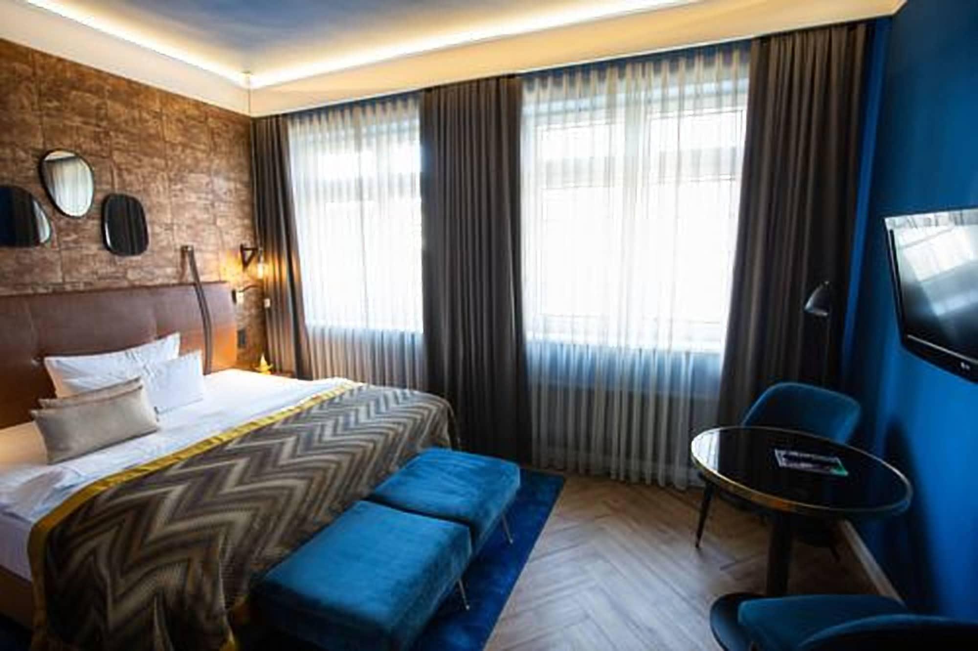 Boutique Hotel Poppenbütteler Hof Hamburg-Harburg Buitenkant foto